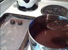 How to Cook Chocolate Peanut Butter Balls